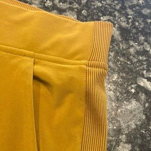 Athleta Women's Brooklyn Ankle Pants
Sz 16‎